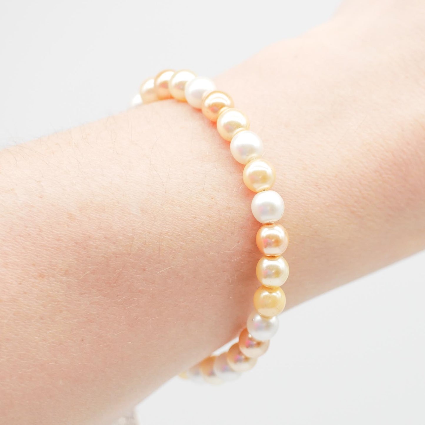 Armband Peachy Pearls