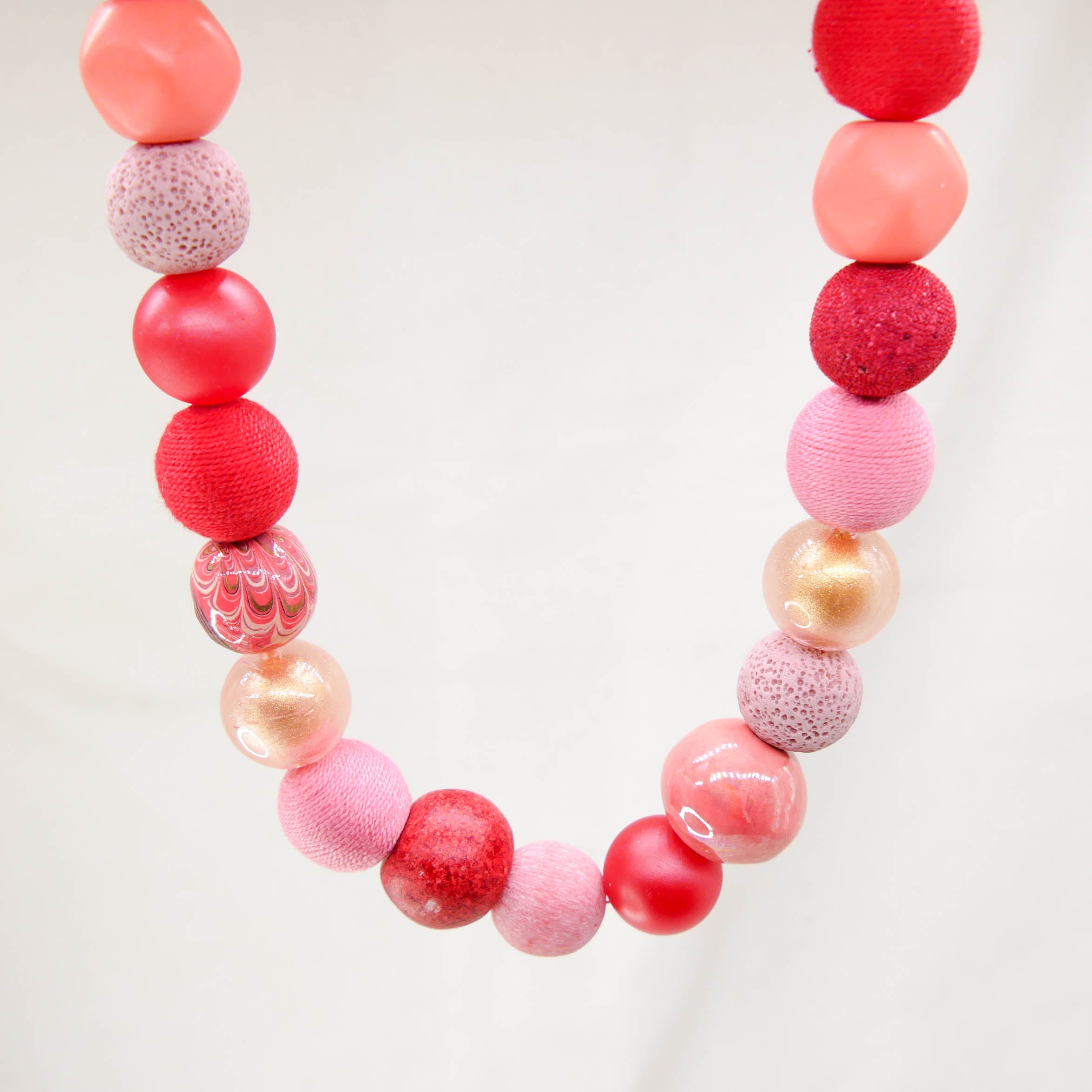 perlenkette-red-range