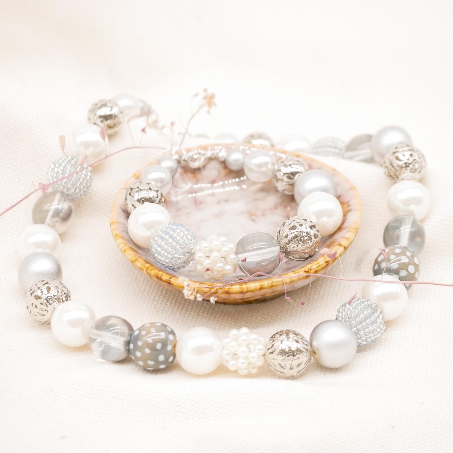 Set | Silky Silver