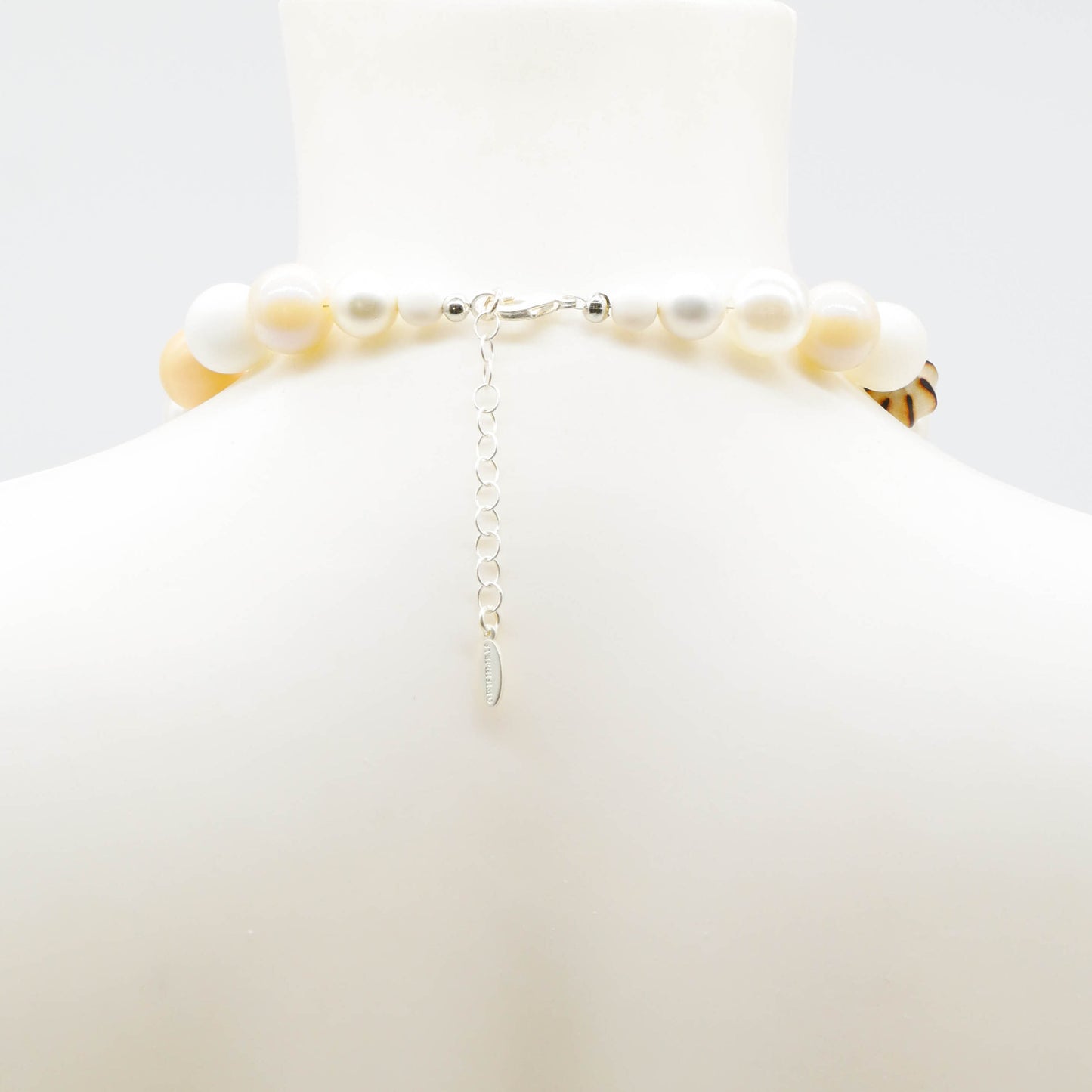 Perlenkette Off-White Dream