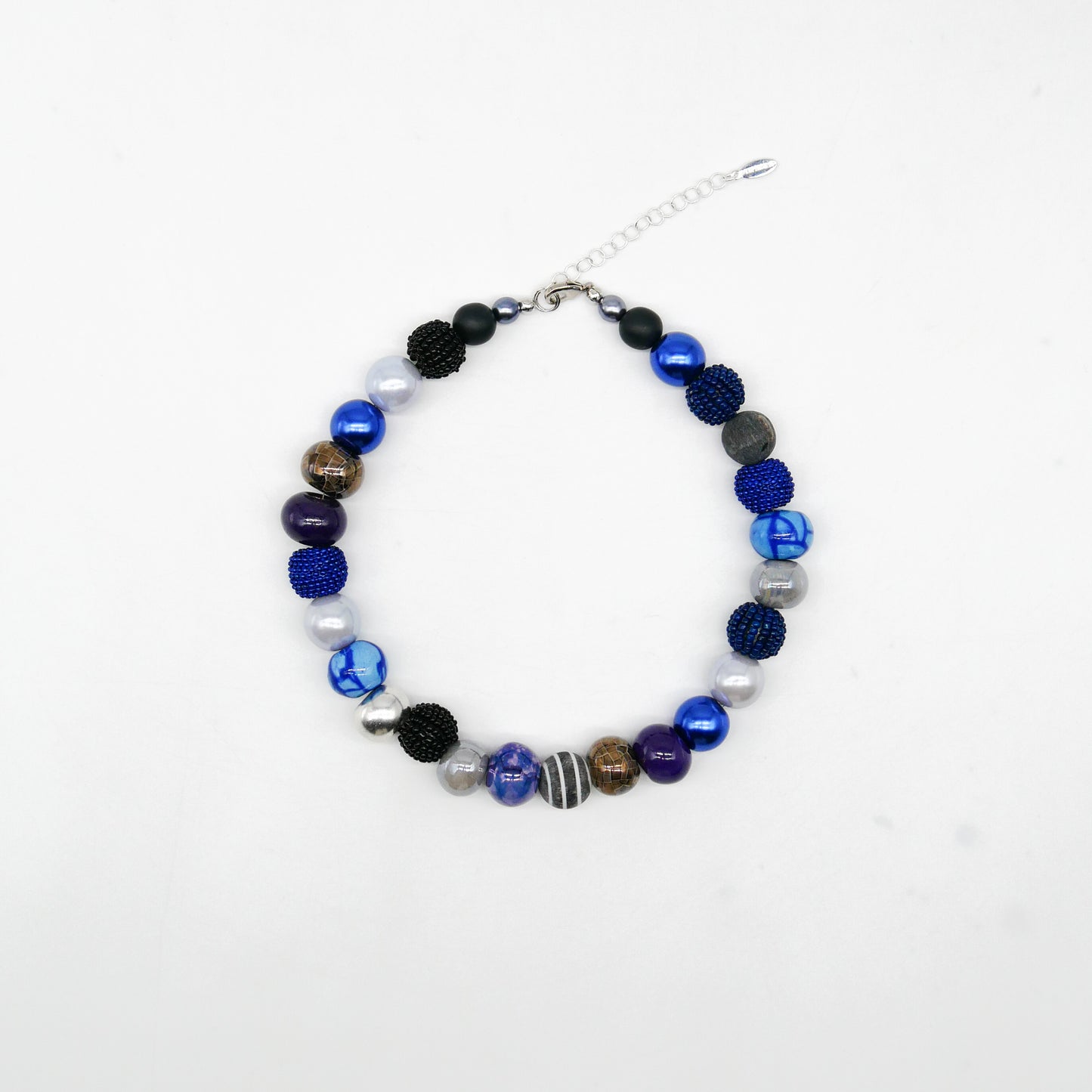 Perlenkette Blue Cliff
