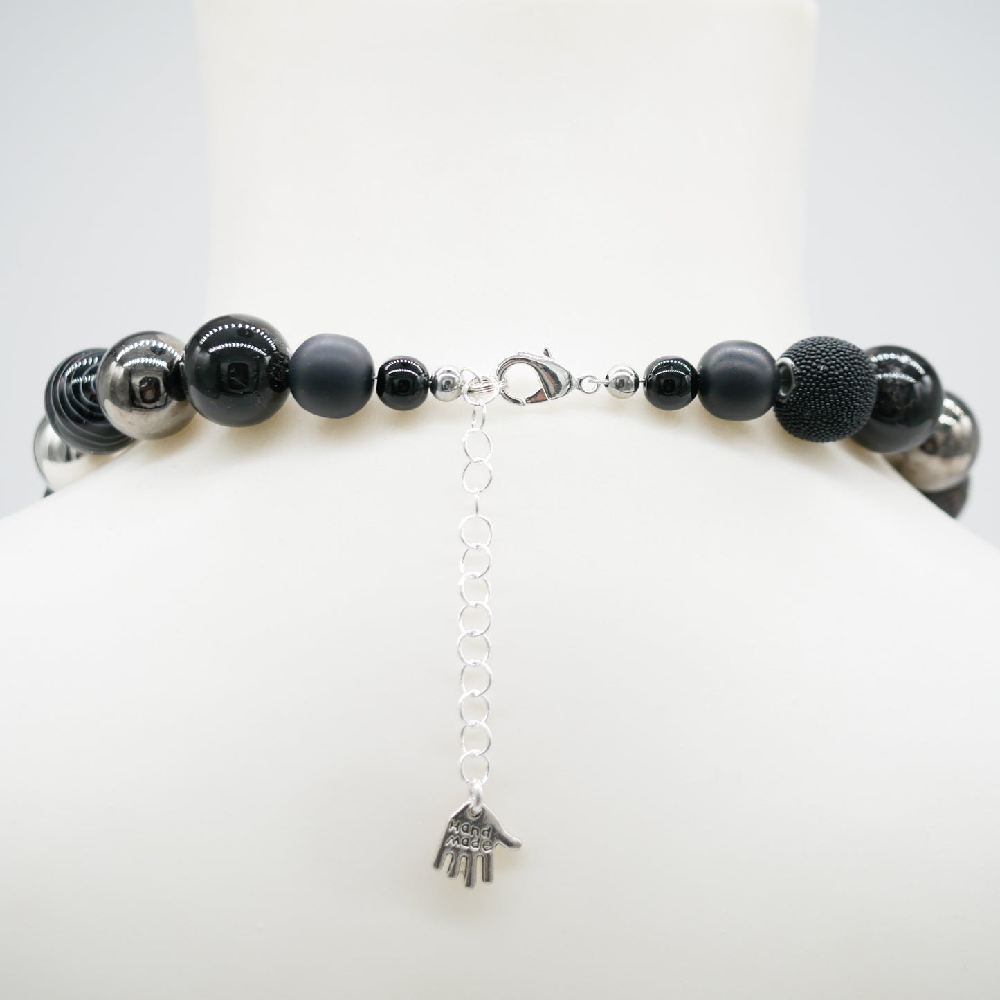 Perlenkette Black Night