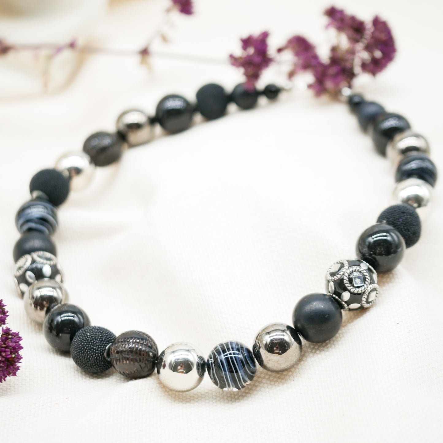 Perlenkette Black Night