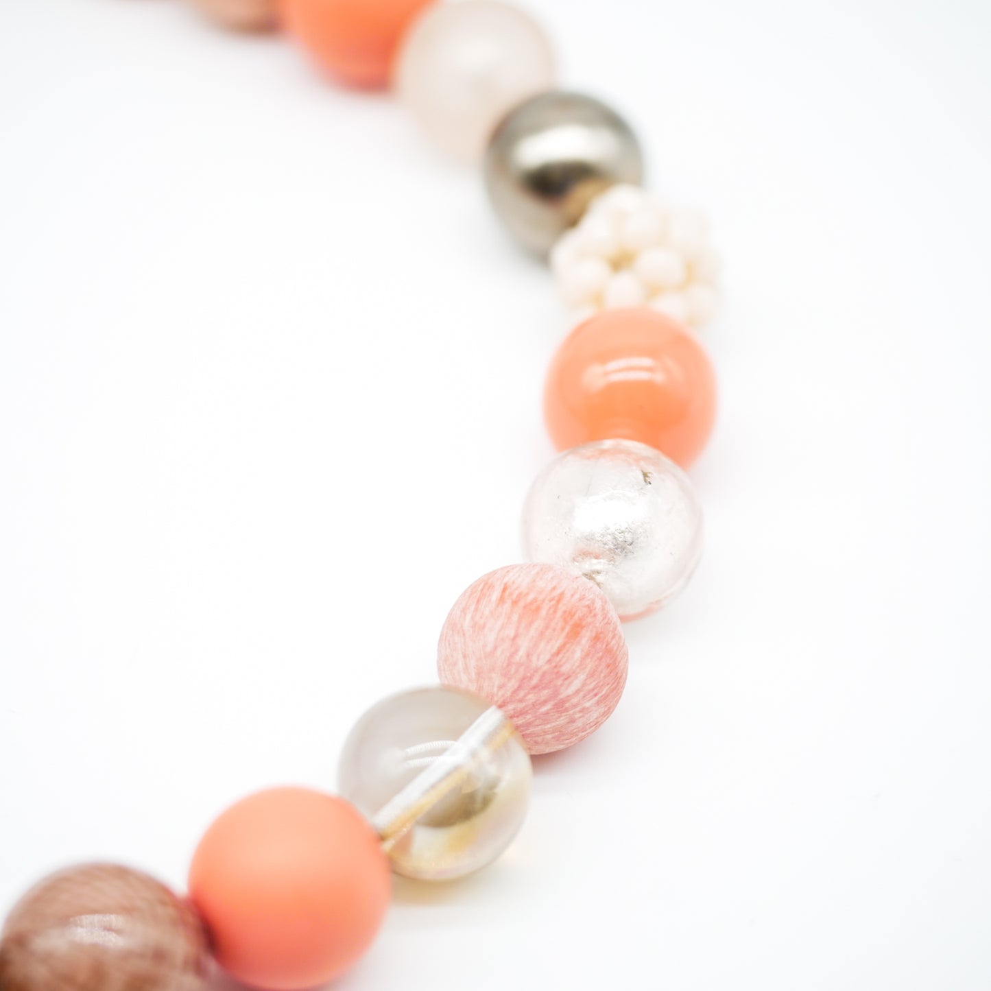 Perlenkette Peach Bloom