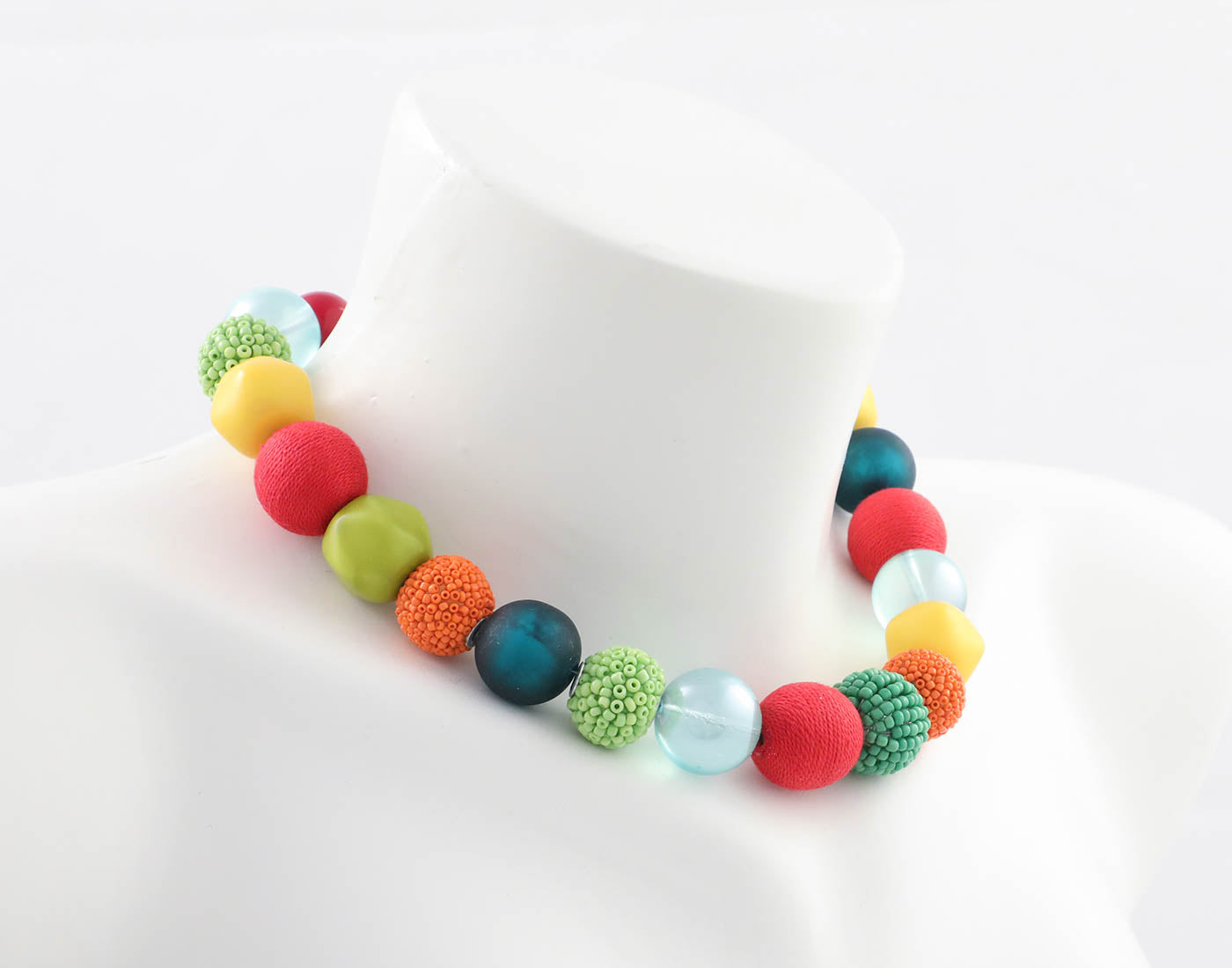Perlenkette Happy Holi