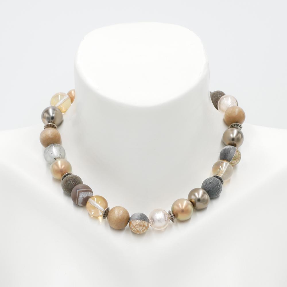 Perlenkette Pearl Beige